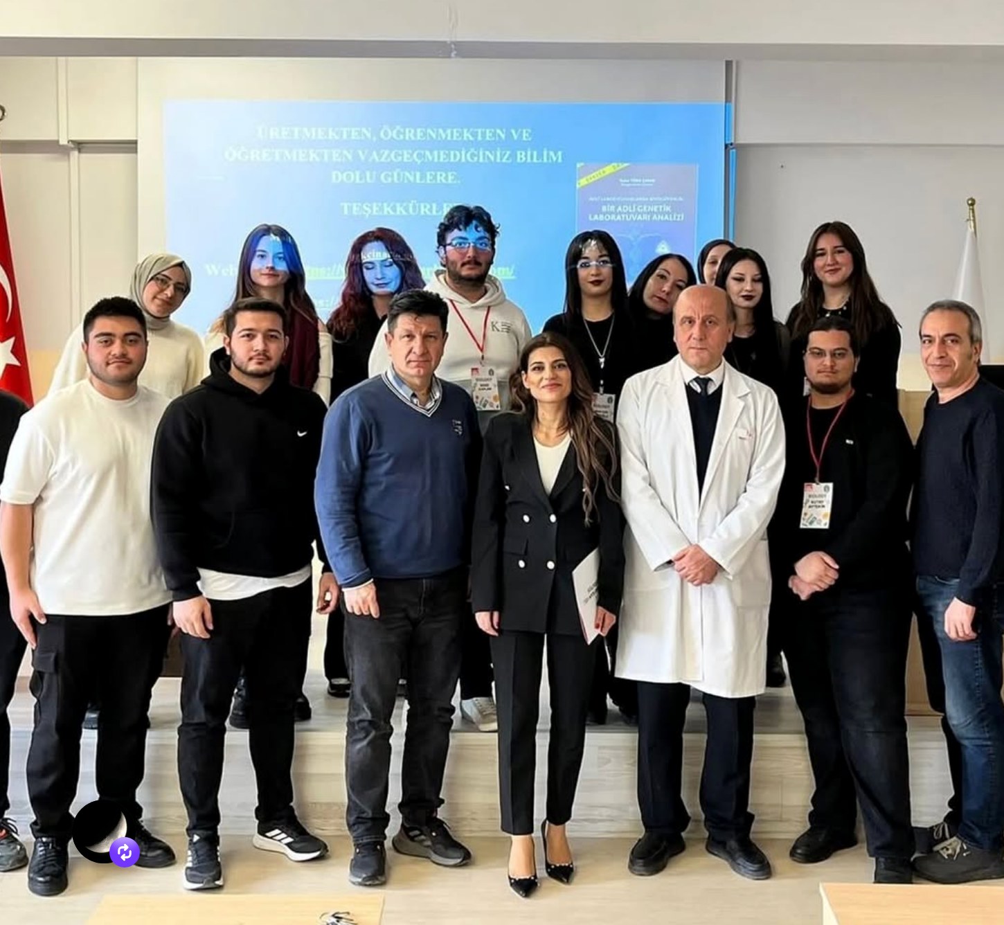 Laboratuvar ve öğrenci grubu