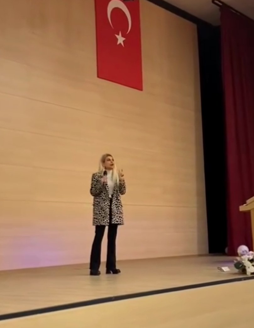 Sahne konuşması